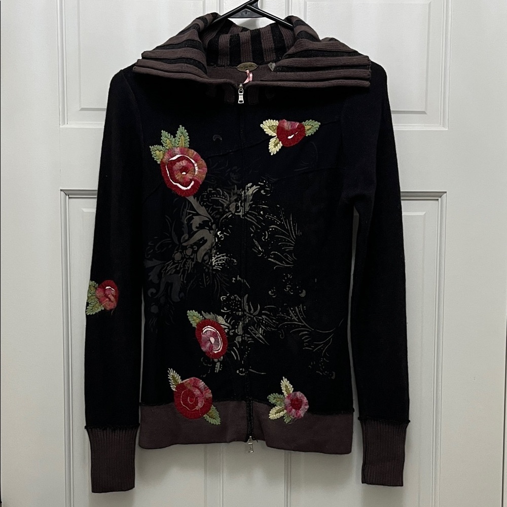 One Girl Who Black Floral Embroidered Full Front Zip Sweater - Size Small